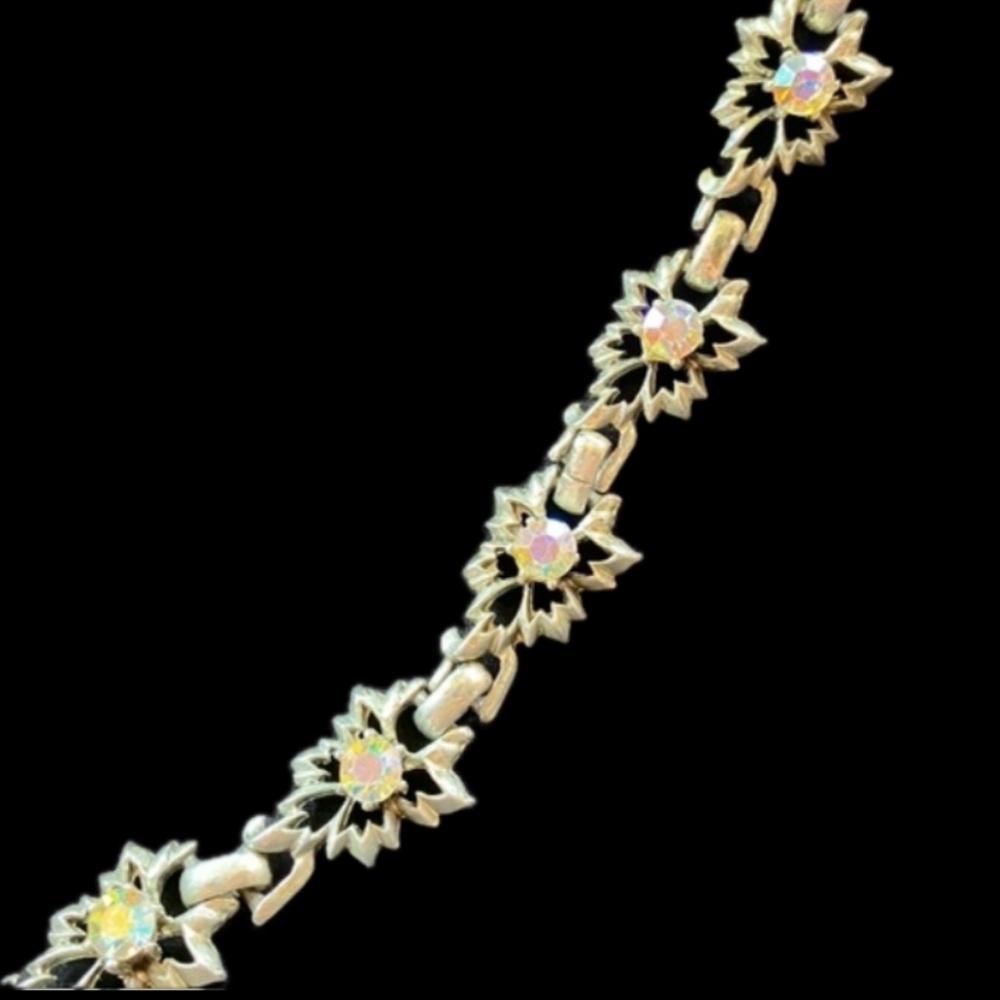 Aurora Borealis Flower Bracelet